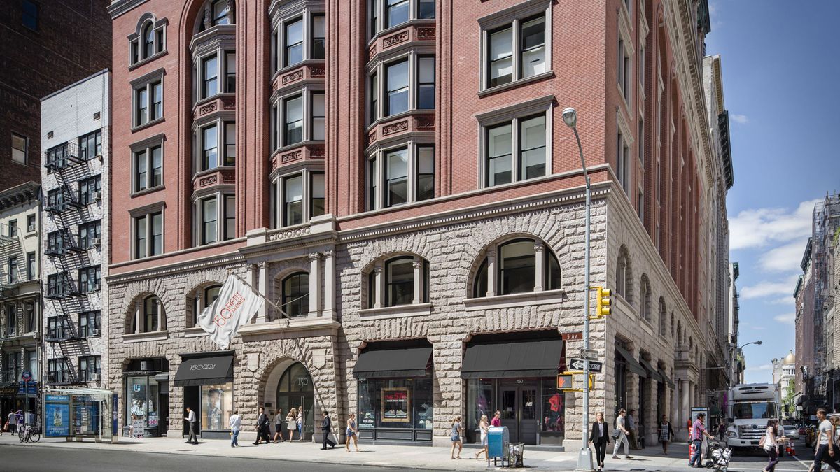 new balance new york 150 5th ave new york ny 10010